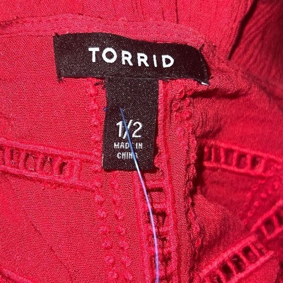 ✨Torrid Red Crinkled Gauze Crochet Inset
Longline Kimono✨ - Picture 6 of 7